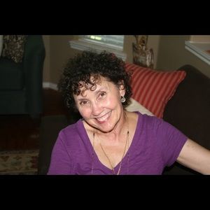 Meet your Posher, Beverly